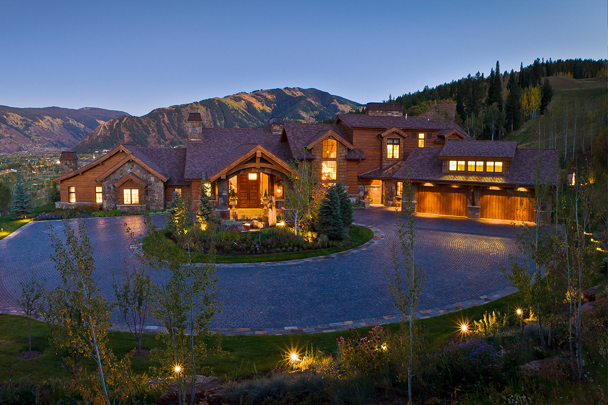 Mountain Song Exterior 2023 06 08 161030