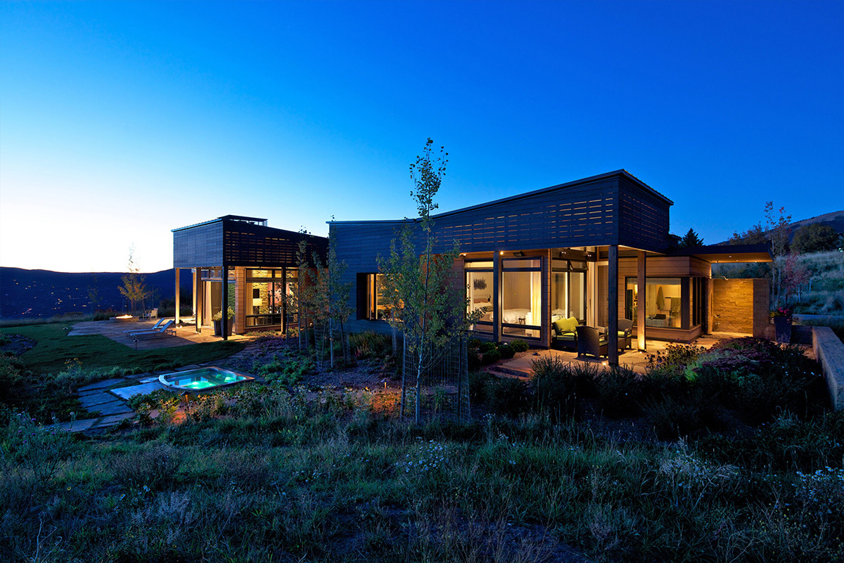 Starwood Solondz Exterior 2023 06 08 170124